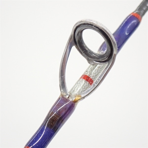 １０スパイクＳＫ７０２Ｍ